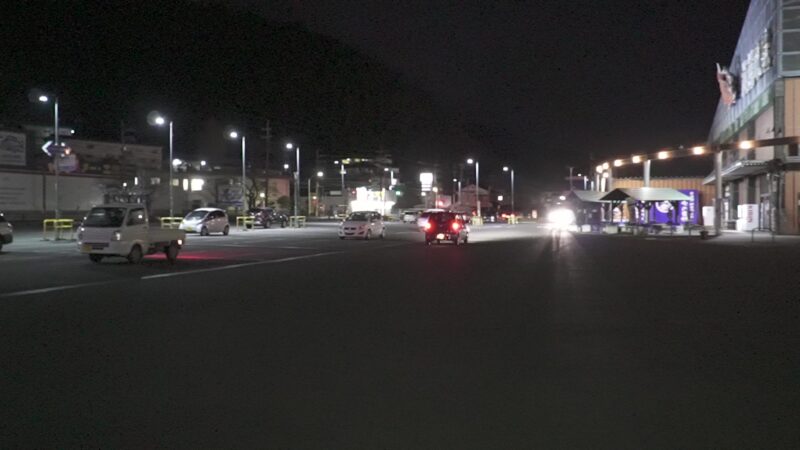 道の駅舞鶴港とれとれセンター駐車場風景