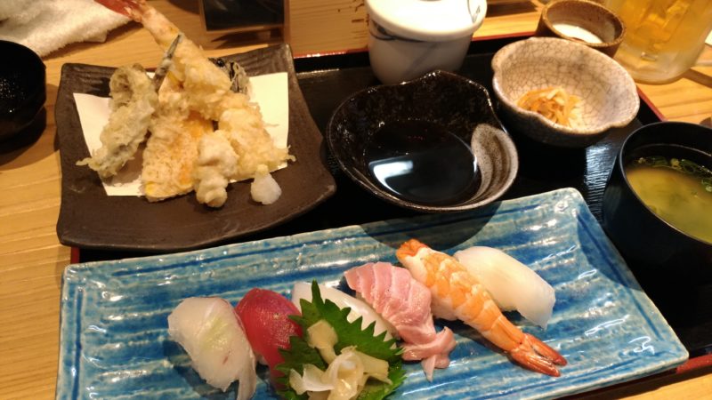 寿司と天ぷら定食