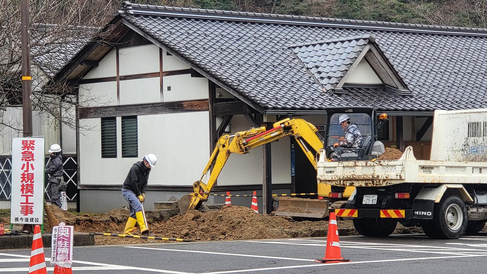 車いすスロープ工事の様子