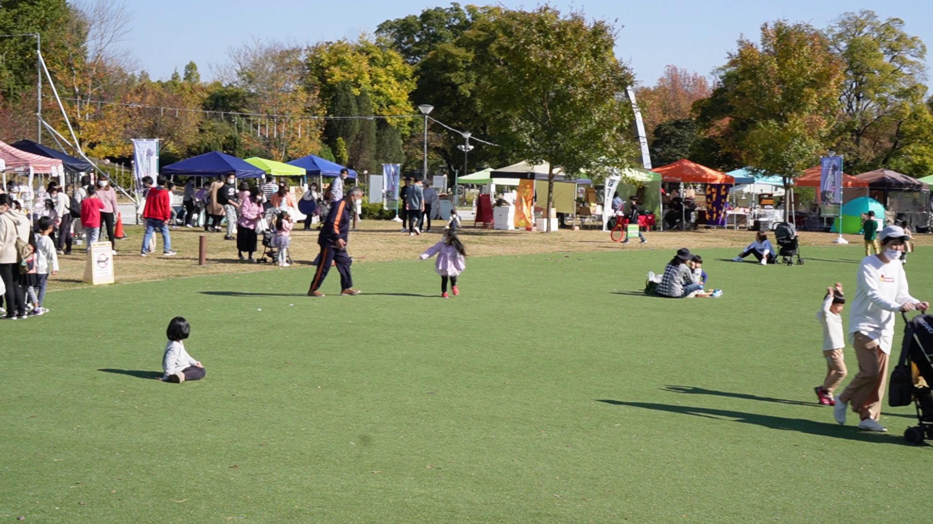 芝生広場でのイベント